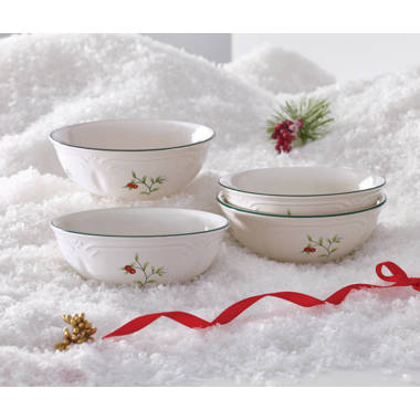 Pfaltzgraff winterberry bowls hotsell